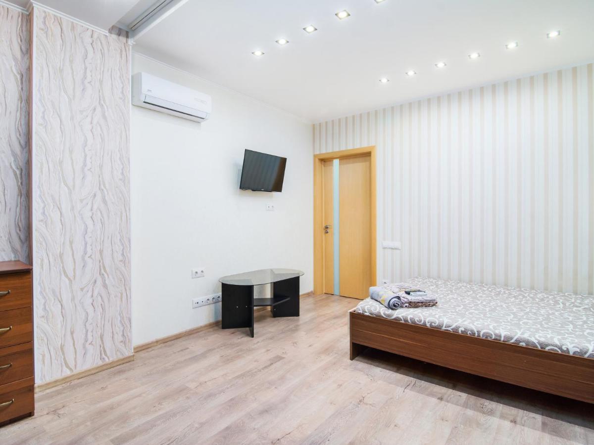 Kvartirkoff Na Bogatirskaya 6A, 17 Floor Kyiv Exterior photo